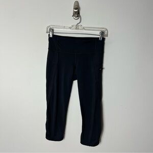Lululemon Black Leggings Cropped Crop Curved Hem High Rise Zipper Pocket